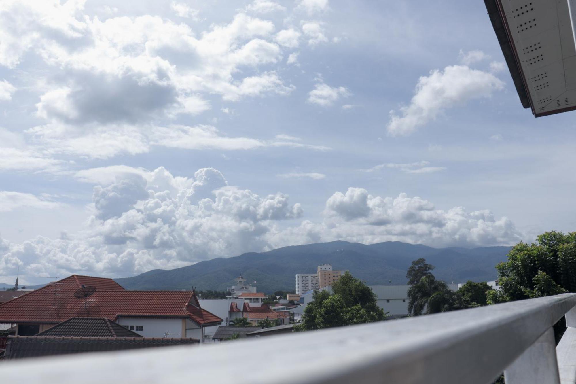Wua Lai Boutique Hotel Chiang Mai Zewnętrze zdjęcie